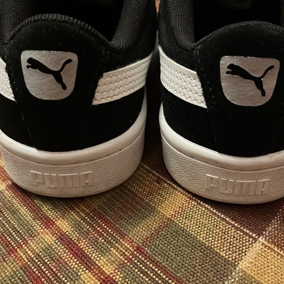 PUMA No-Lace Classics - Picture 8 of 9